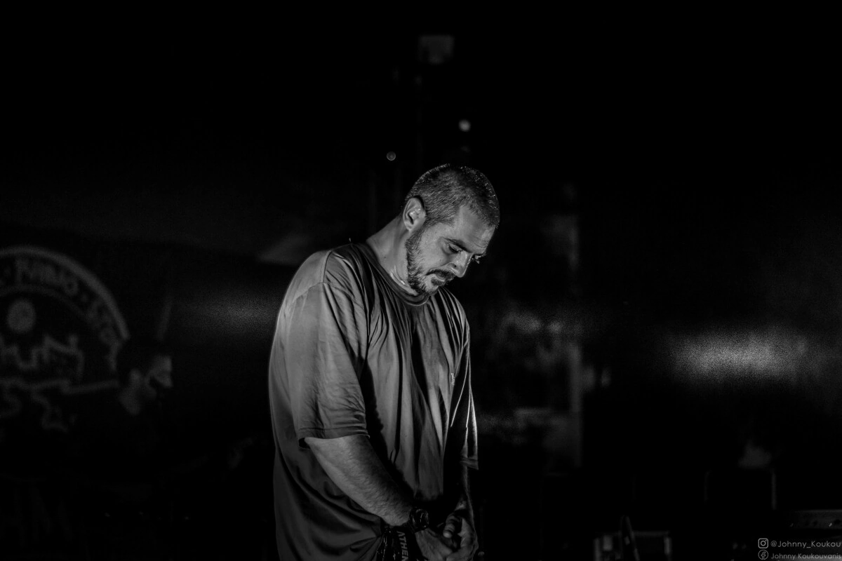 Ο ΤΑΦ ΛΑΘΟΣ γιορτάζει τα γενέθλιά του στο Fuzz Club το Σάββατο 24 Φεβρουαρίου 2024 με setlist όλων των highlights της 20ετους πορείας του!