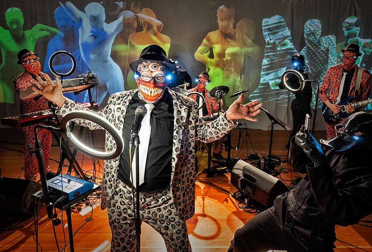 Οι σπουδαίοι The Residents έρχονται στην Ελλάδα και στο Θέατρο Παλλάς, στις 10 Απριλίου 2024 στο πλαίσιο της περιοδείας God In Three Persons